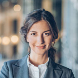 Elif Öztürk